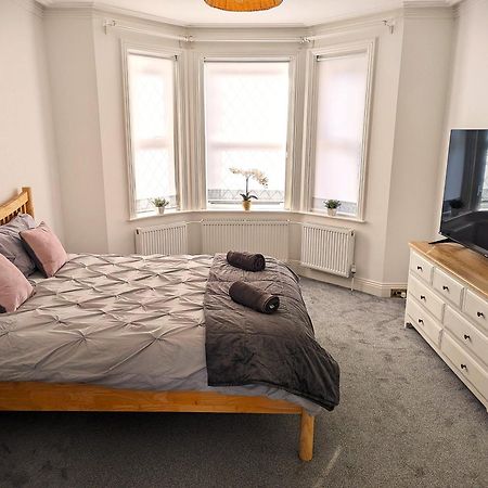 Cosy Bee And Apartment Bournemouth Ngoại thất bức ảnh